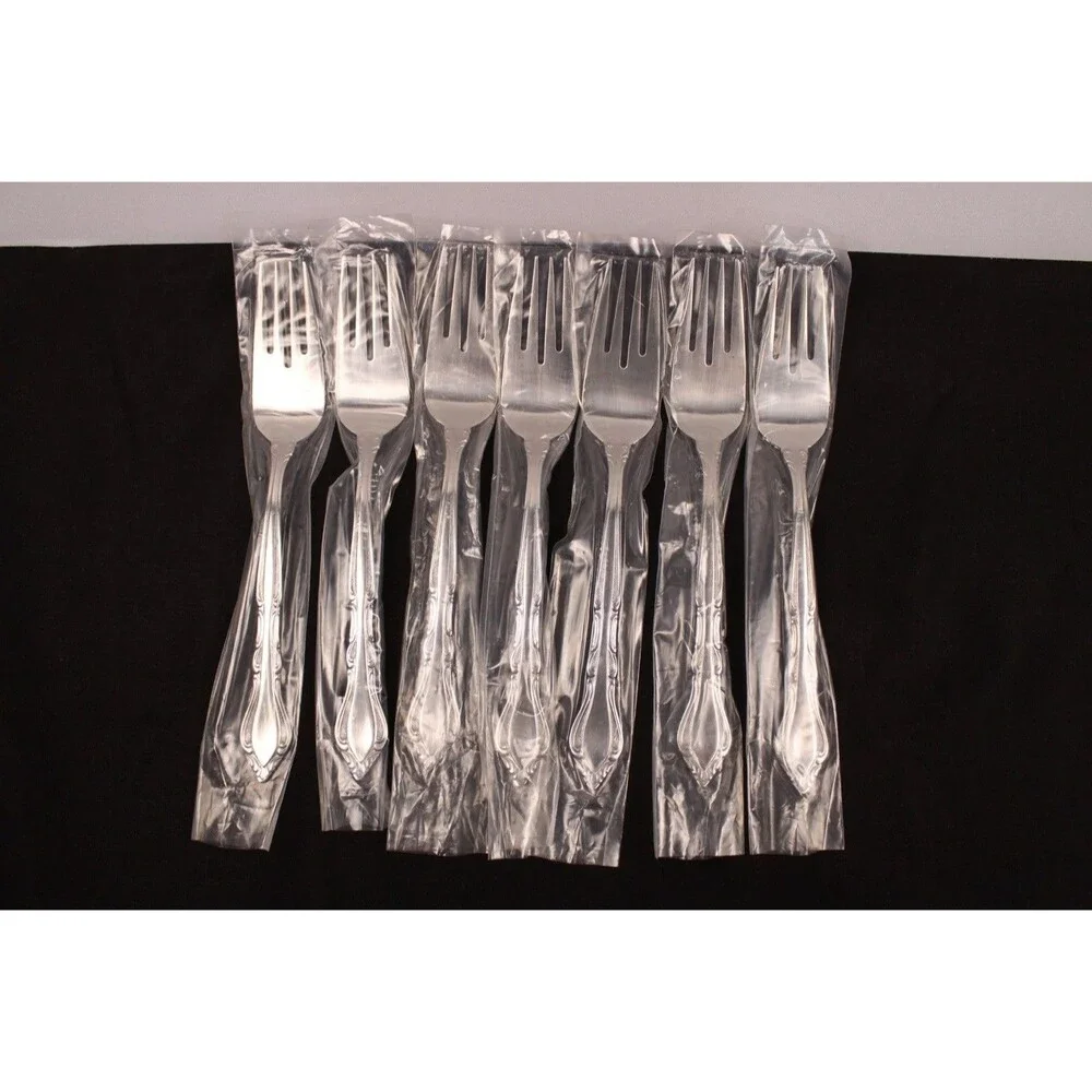 Vintage NEW Rogers Stainless Tableware Auberge 44 piece Service for 8 SEALED